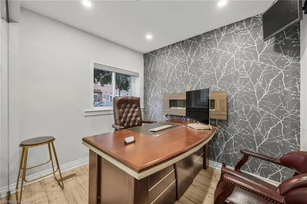 2 Griffin Street, Hamilton, Ontario, Canada. - Photo 18