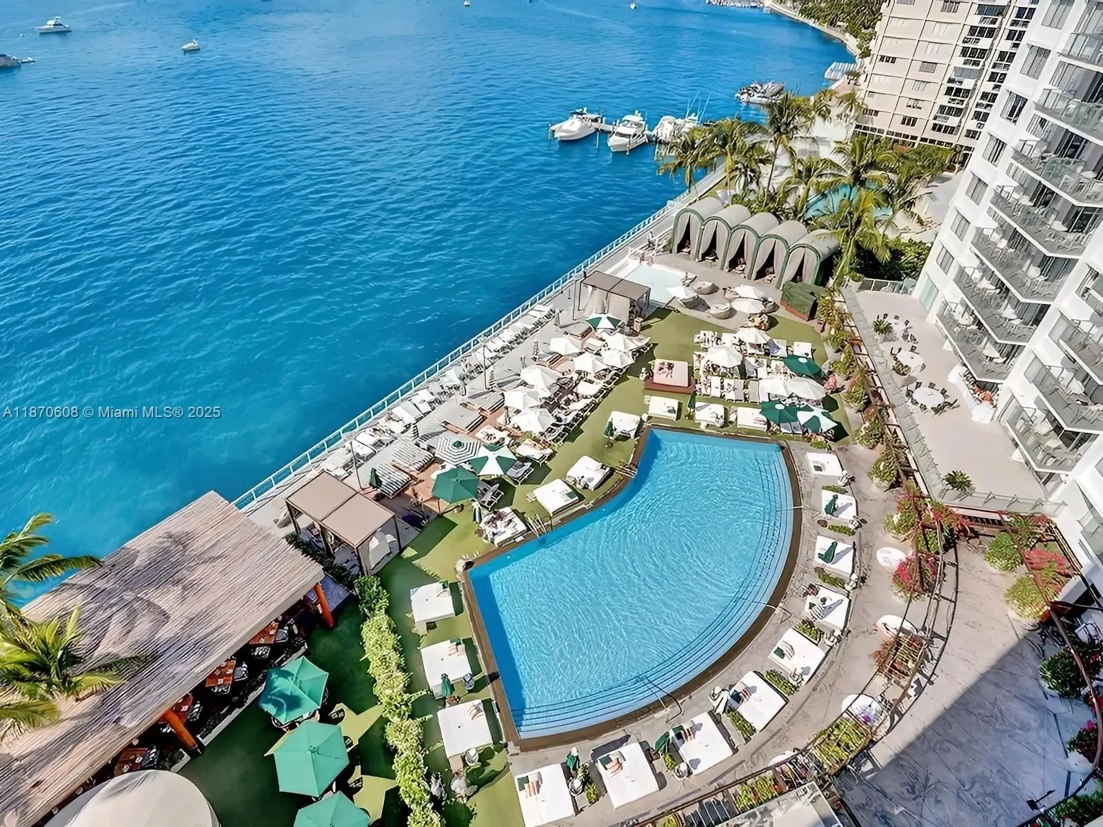 1100 West  Ave 1024, Miami Beach, Florida, United States. - Photo 10