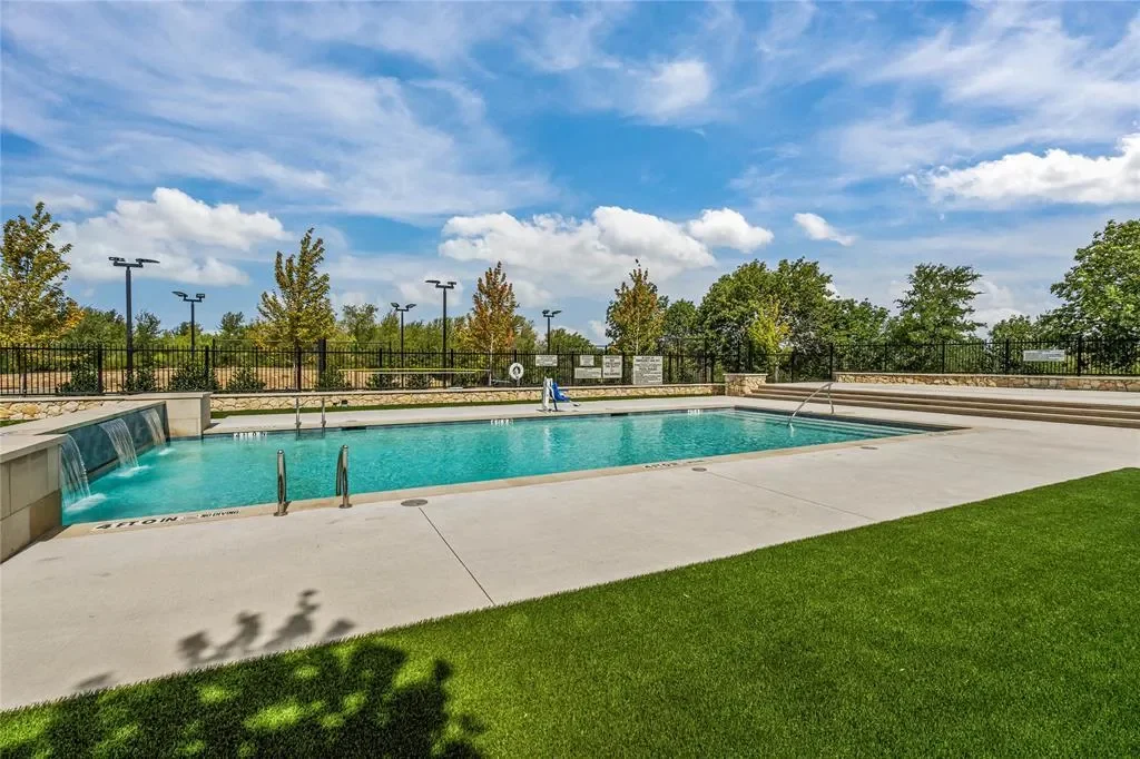 4540 Chablis Drive, Fort Worth, Texas, United States. - Photo 9