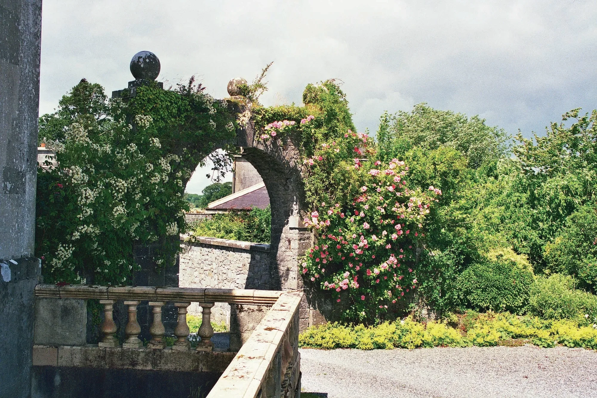 Exterior photo 9