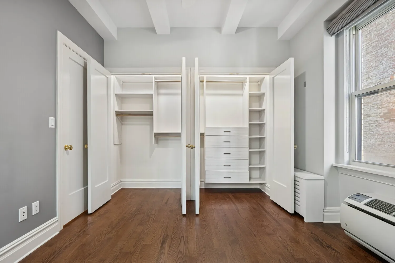 25 FIFTH AVE, New York, New York, United States. - Photo 7