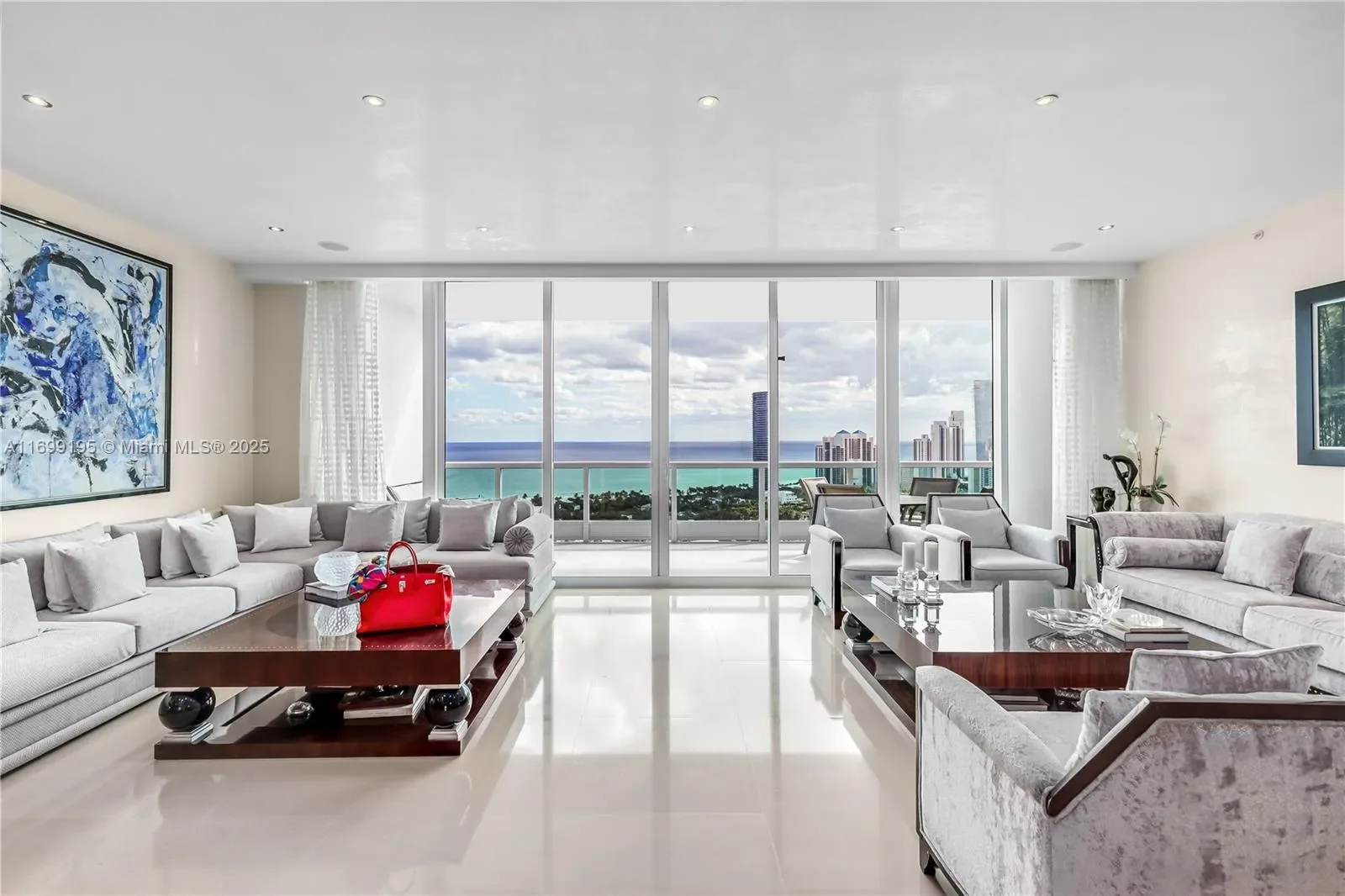 20155 NE 38th Ct 2903, Aventura, Florida, United States. - Hero Image