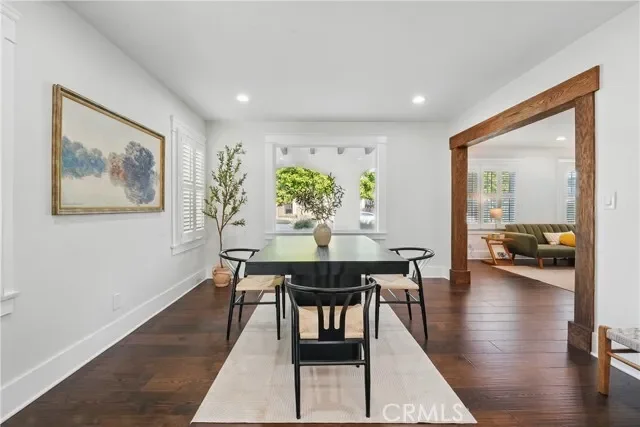 2111 S Bronson Ave, Los Angeles, CA 90018, Los Angeles, California, United States. - Photo 3