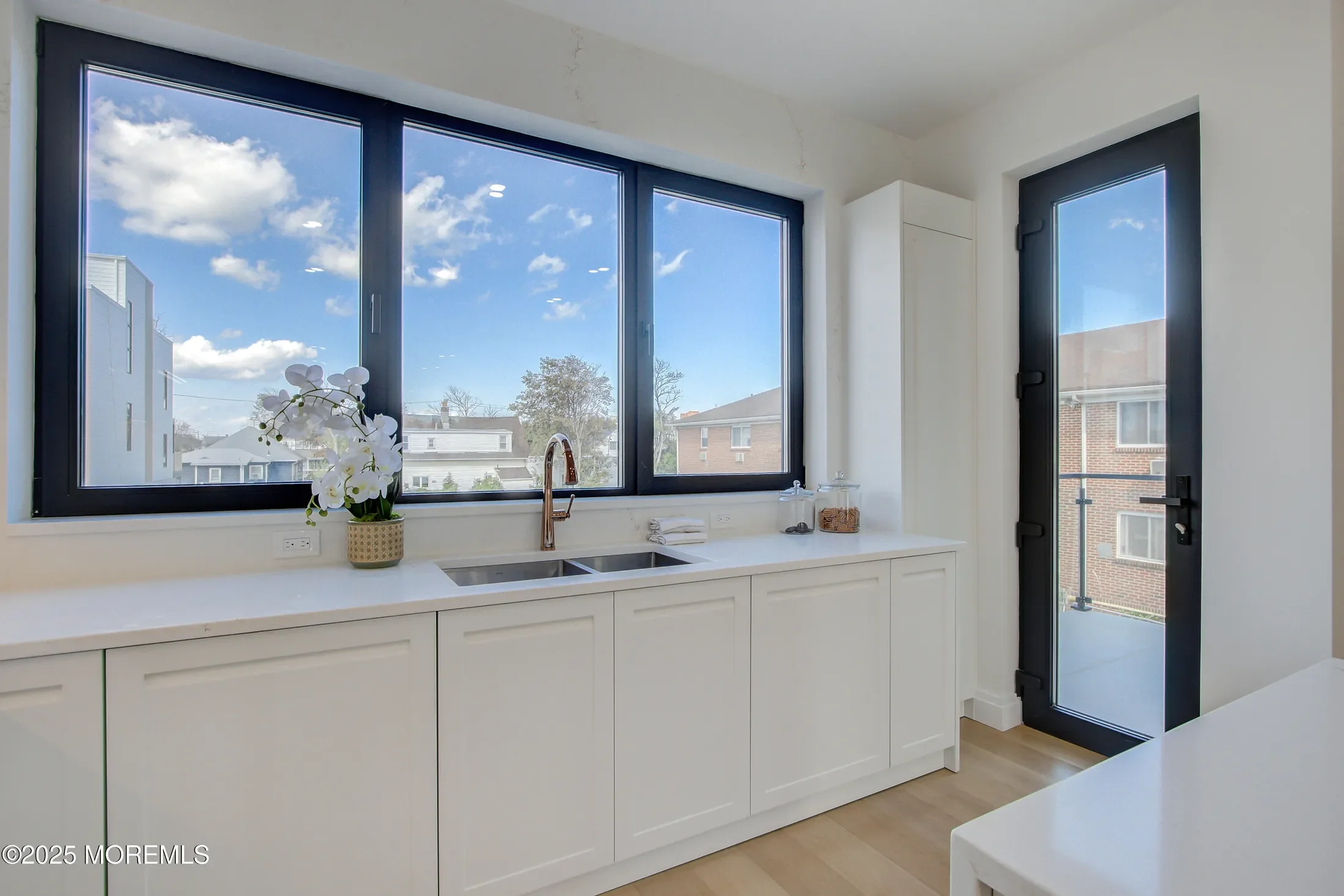 2 Seashore Drive, Long Branch, New Jersey, United States. - Photo 19