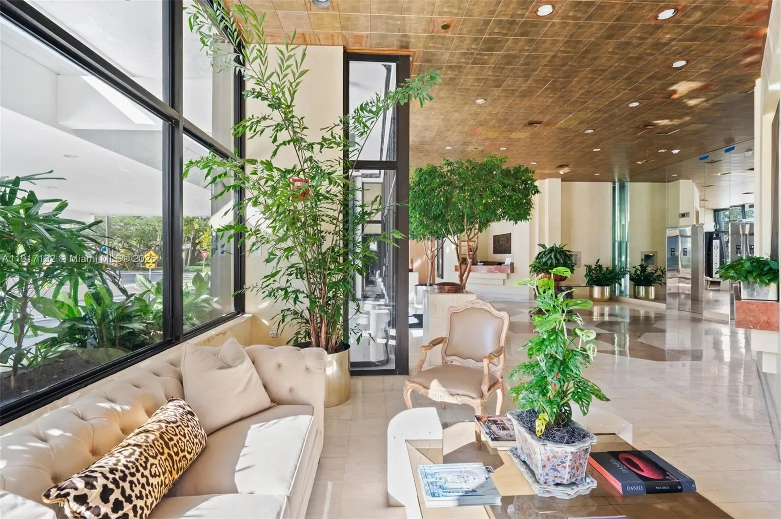 441 Valencia Ave 1201, Coral Gables, Florida, United States. - Photo 1