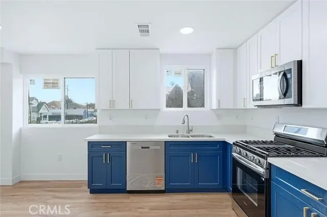 300 E 25th, Los Angeles, CA 90011, Los Angeles, California, United States. - Photo 20
