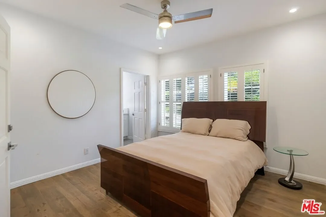 15916 Daniel Ln, Los Angeles, California, United States. - Photo 14