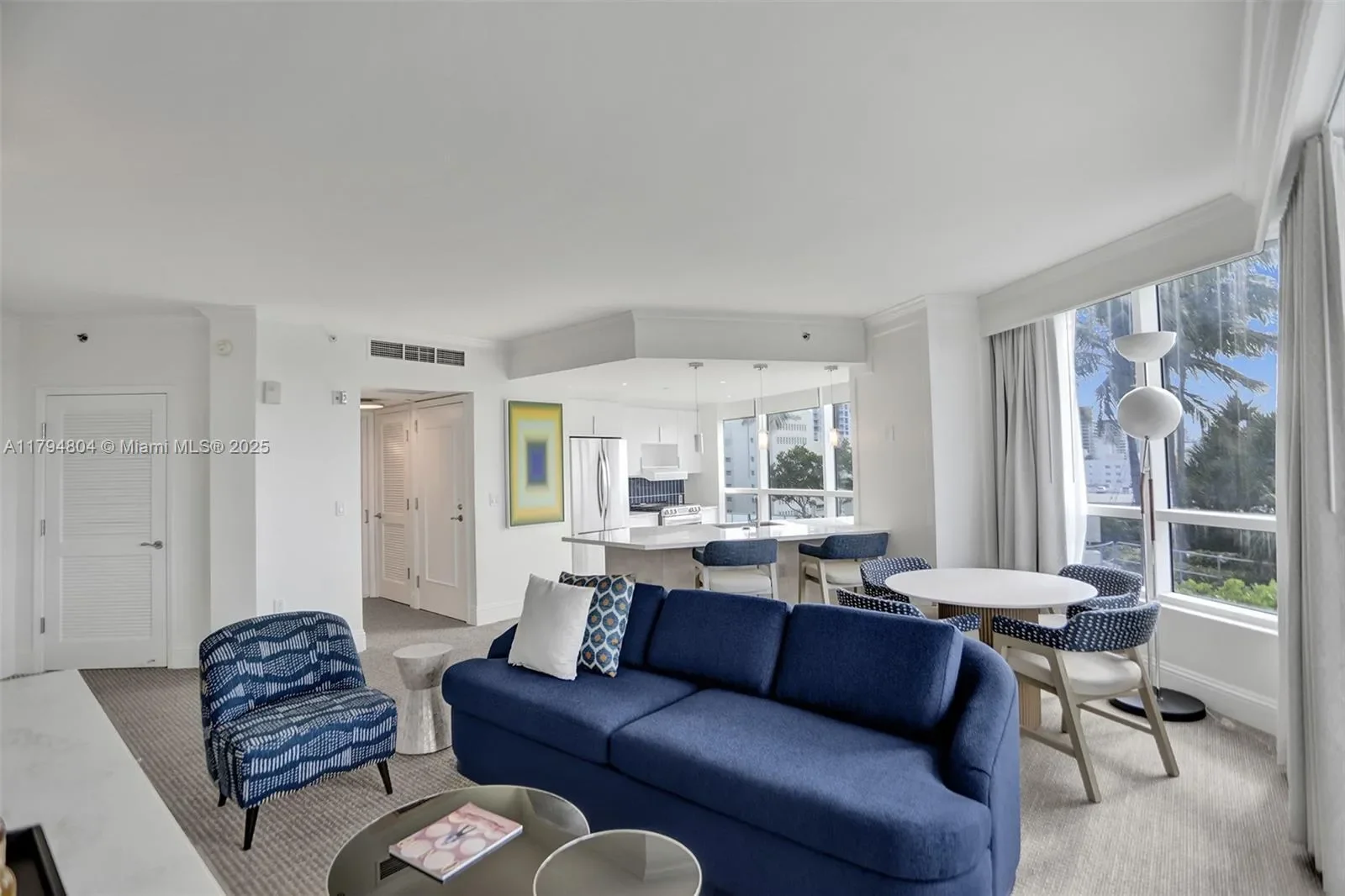 4401 Collins Ave 814, Miami Beach, Florida, United States. - Photo 6