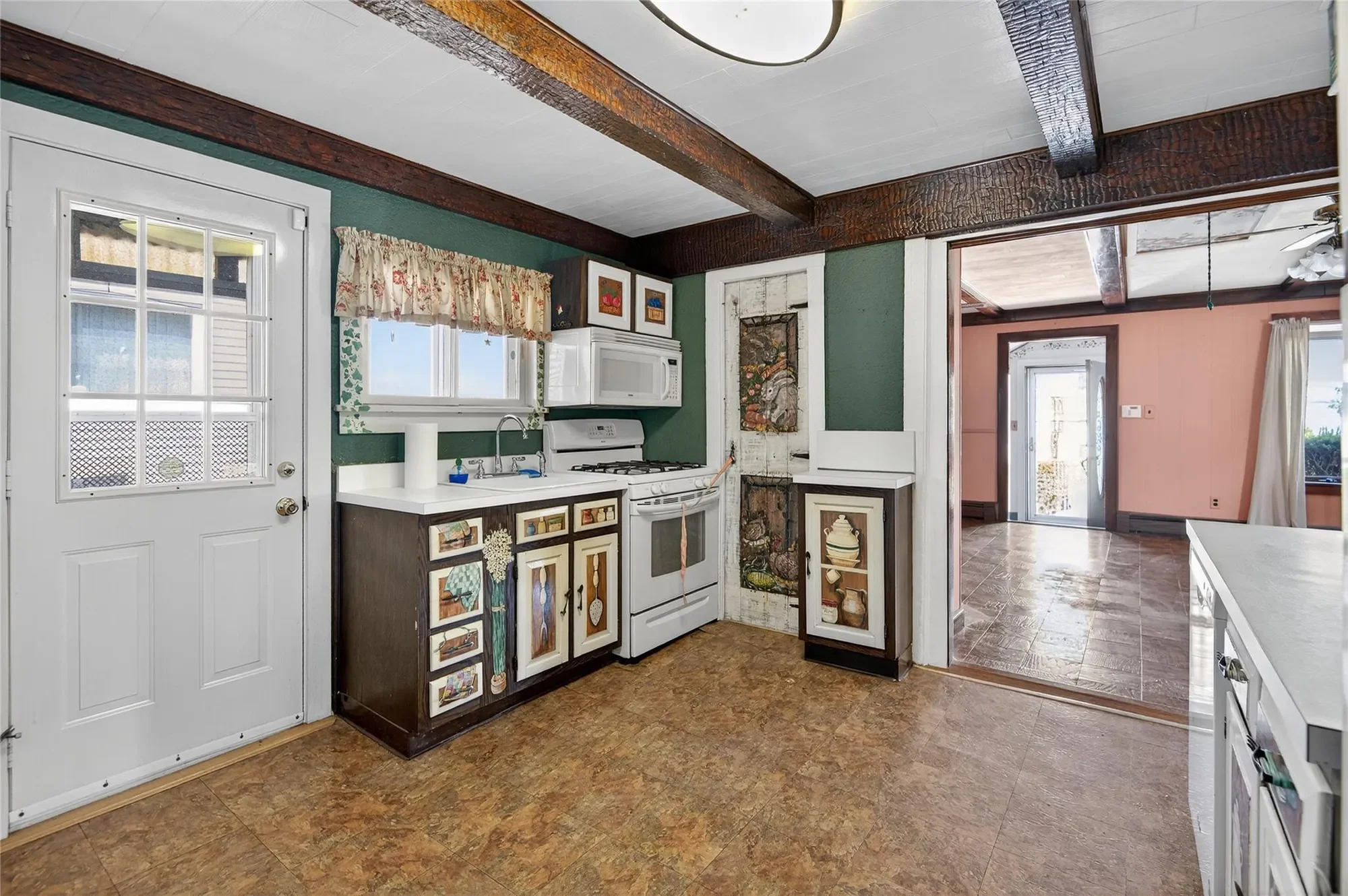332 Mineola Avenue , Carle Place, NY 11514, Carle Place, New York, United States. - Photo 5