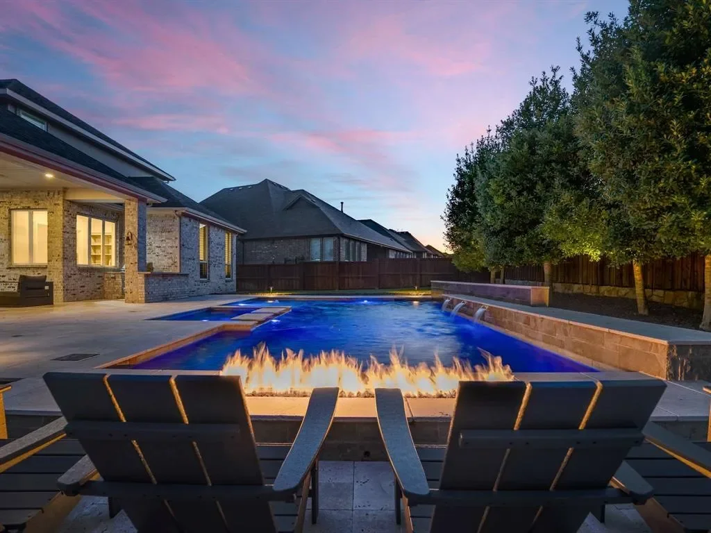 2201 Longmont Lane, Prosper, Texas, United States. - Photo 2