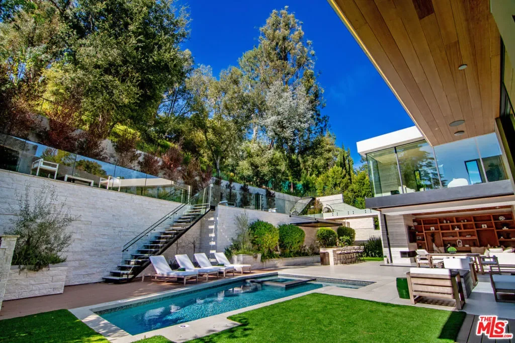 2641 Hutton Drive, Beverly Hills, California, United States. - Photo 46