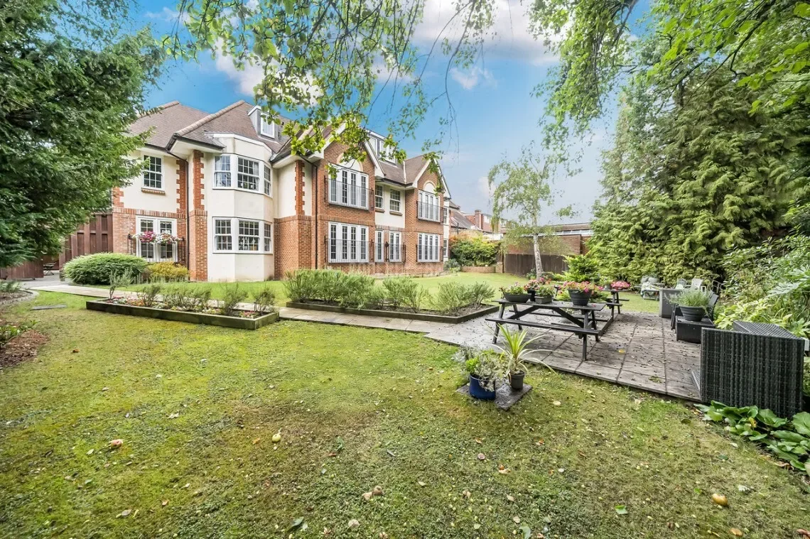 Buttermere Court, Holders Hill Road, London, England, United Kingdom. - Photo 6