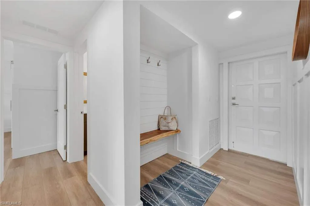 400 Park Shore DR, #302, Naples, FL, 34103, USA, Naples, Florida, United States. - Photo 12