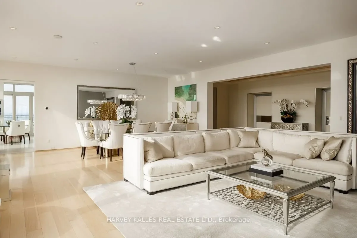 Gallery photo 10