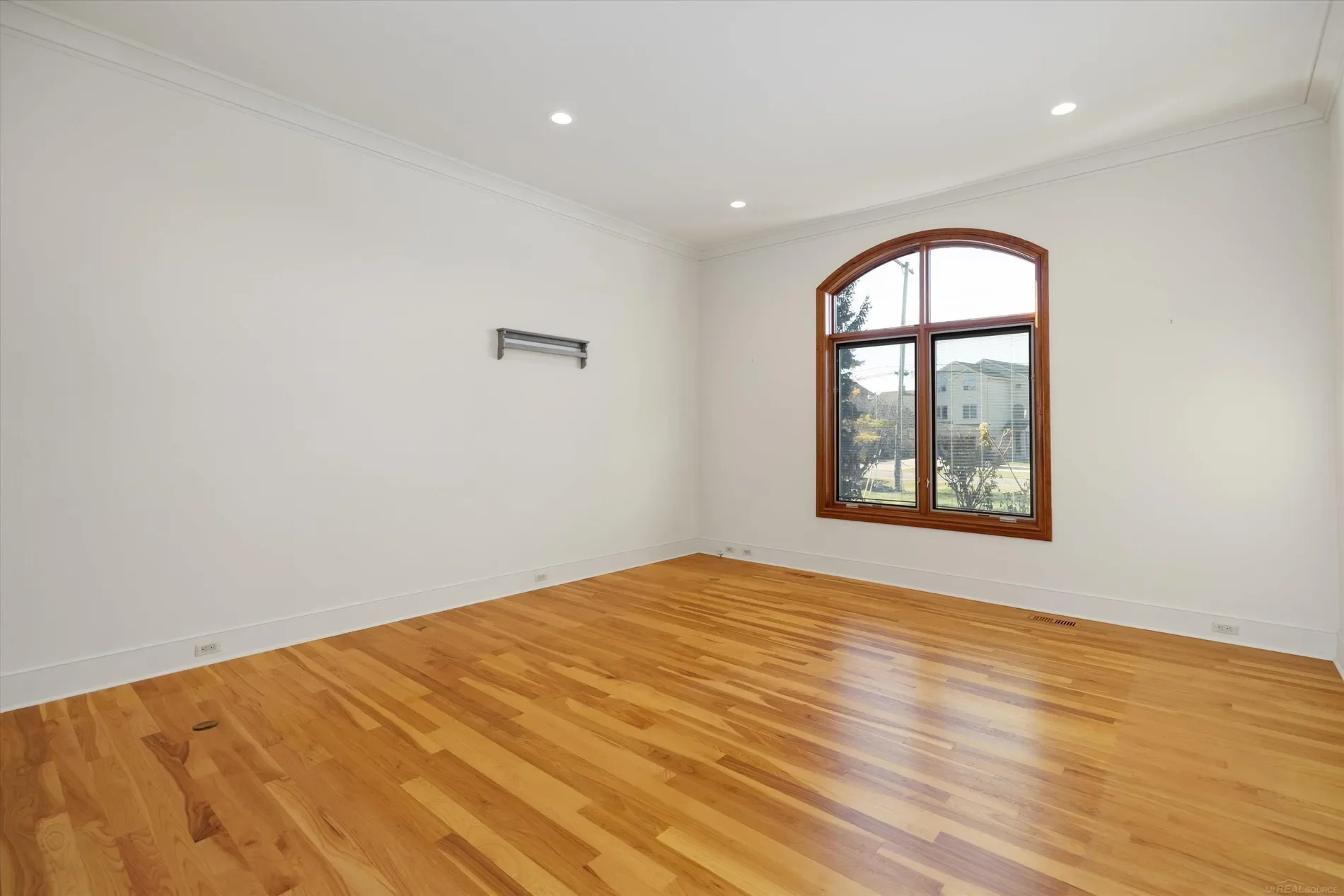 Gallery photo 5