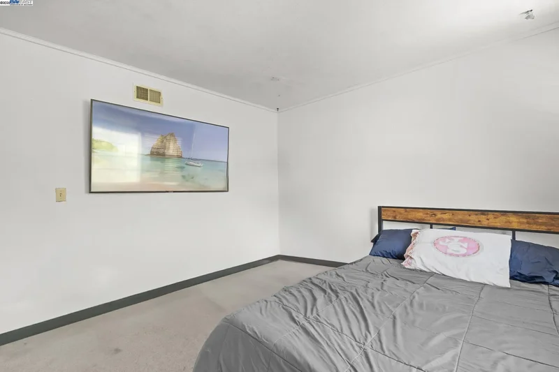 4996 Eberly Dr, San Jose, California, United States. - Photo 10
