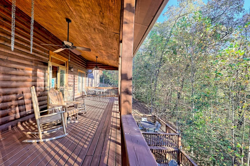 407 Blackberry Drive, Rabun Gap, GA 30568, Rabun Gap, Georgia, United States. - Photo 39