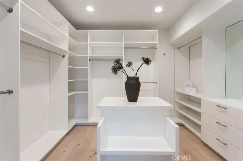 38 Royal Saint George, Newport Beach, California, United States. - Photo 25
