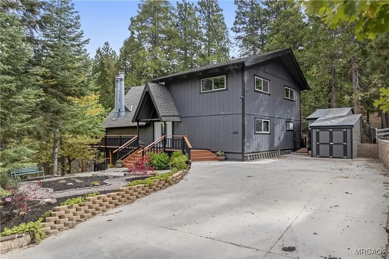 260 El Dorado Drive, Lake Arrowhead, CA 92352, Lake Arrowhead, California, United States. - Photo 11