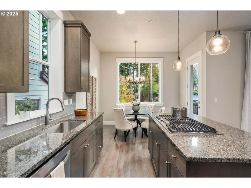 8144 SW Oldham Dr, Beaverton, OR 97007, Beaverton, Oregon, United States. - Photo 16