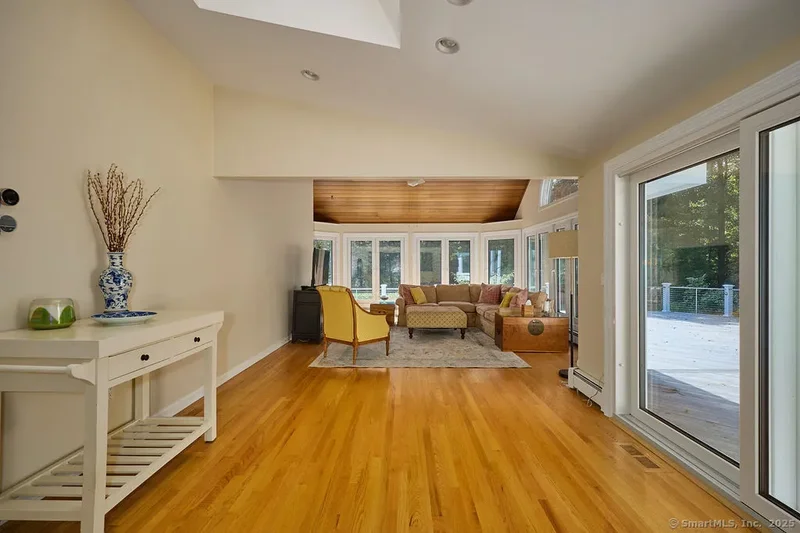81 Norfield Road, Weston, CT, 06883, USA, Weston, Connecticut, United States. - Photo 31