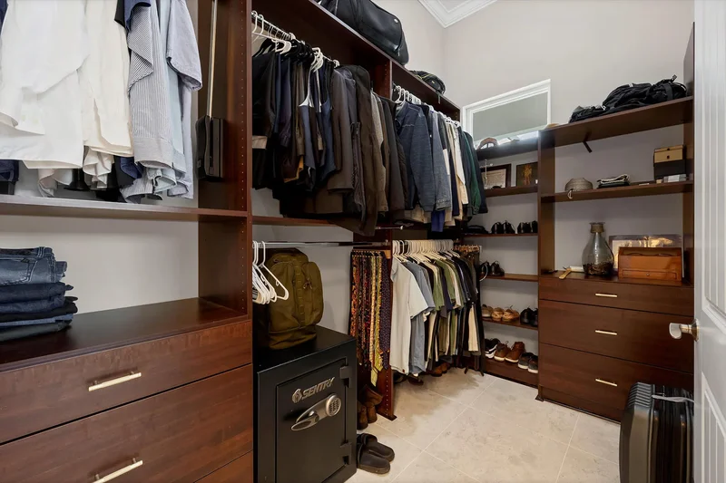 8009 Bounty Lane, Bradenton, FL 34202, Bradenton, Florida, United States. - Photo 73