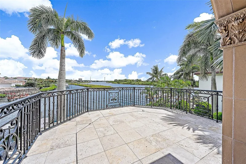 209 Commodore Dr, Jupiter, Florida, United States. - Photo 39