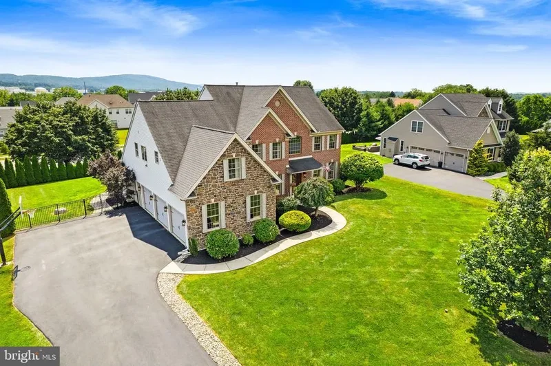 4490 CANTERBURY DR DRIVE, EMMAUS, PA 18049, Emmaus, Pennsylvania, United States. - Photo 99
