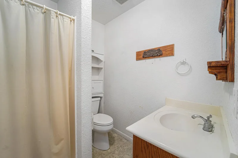 3320 Tower Road, Dickinson, Texas, United States. - Photo 35