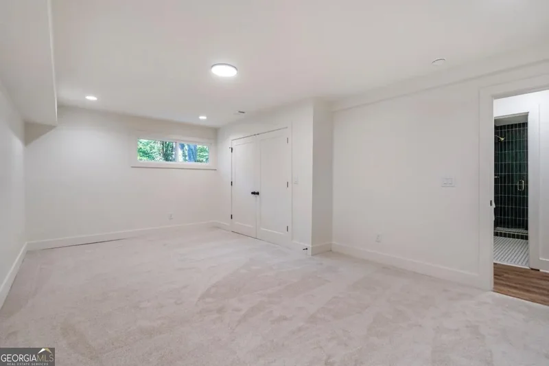 4955 Powers Ferry Road, Sandy Springs, GA 30327, Atlanta, Georgia, United States. - Photo 31