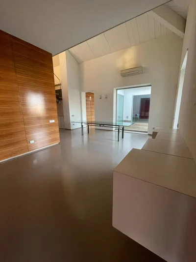 Thumbnail 100