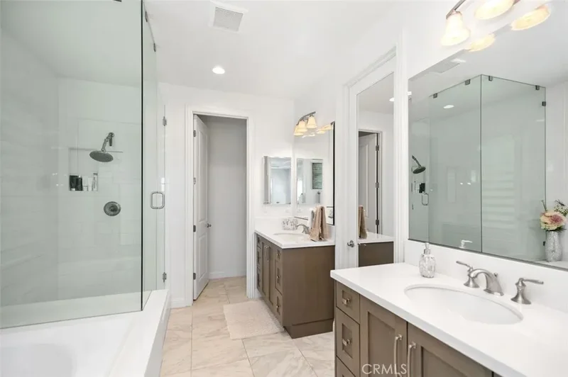 11 Juniper, Lake Forest, CA 92630, Lake Forest, California, United States. - Photo 9