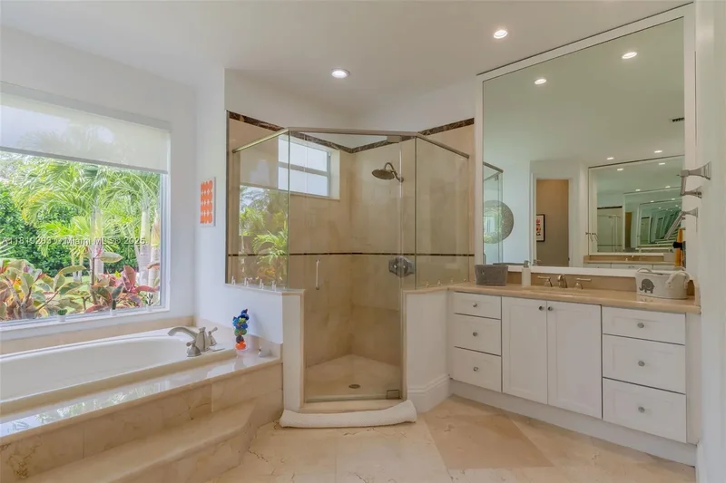 9532 SW 124th Ter, Miami, Florida, United States. - Photo 12