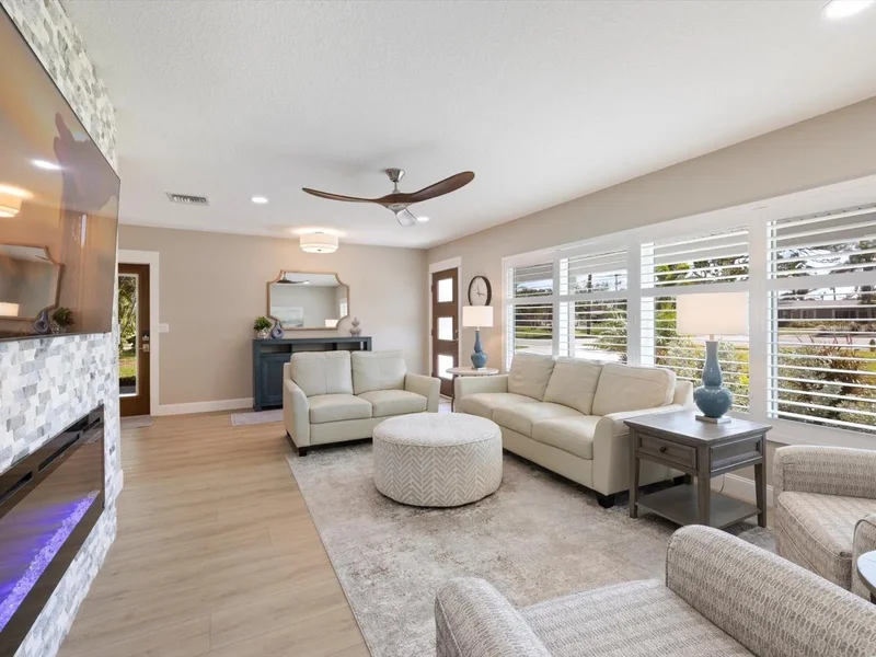 842 NOKOMIS AVENUE S, VENICE, FL 34285, Venice, Florida, United States. - Photo 16