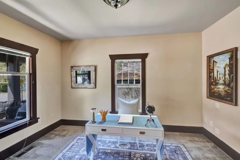 250 SE Andrews St , Issaquah, WA 98027, Issaquah, Washington, United States. - Photo 4