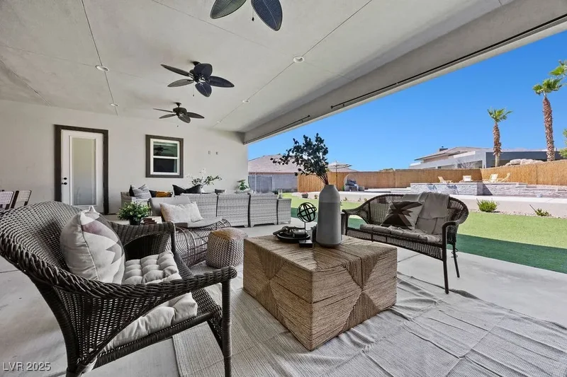 5865 Egan Crest Drive, Las Vegas, Nevada, United States. - Photo 67