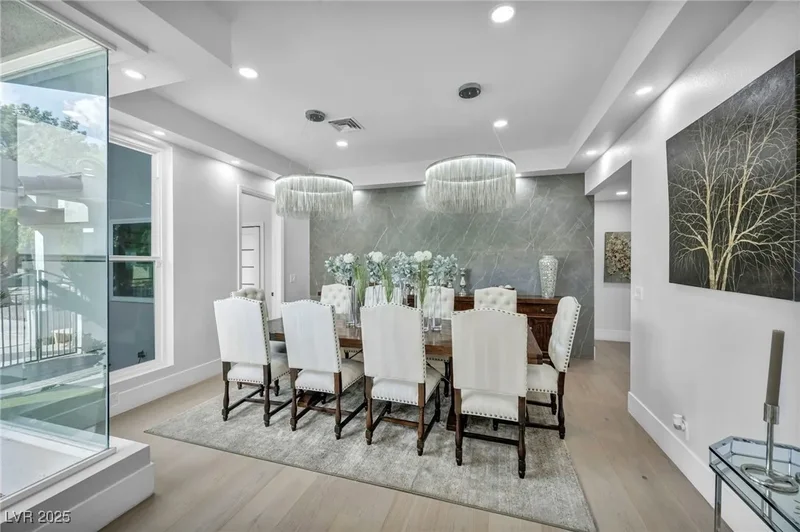 2058 Troon Drive, Henderson, Nevada, United States. - Photo 17