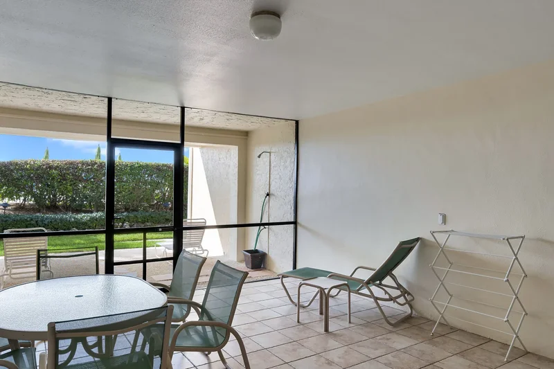 1133 W Ocean Drive #6, Key Colony Beach, FL 33051, Key Colony Beach, Florida, United States. - Photo 15