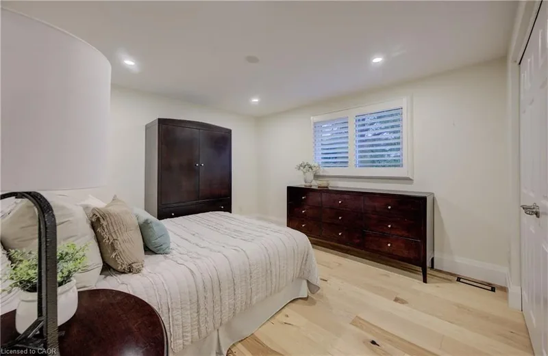 38 Academy Crescent, Waterloo, ON N2L 5H7, Waterloo, Ontario, Canada. - Photo 26