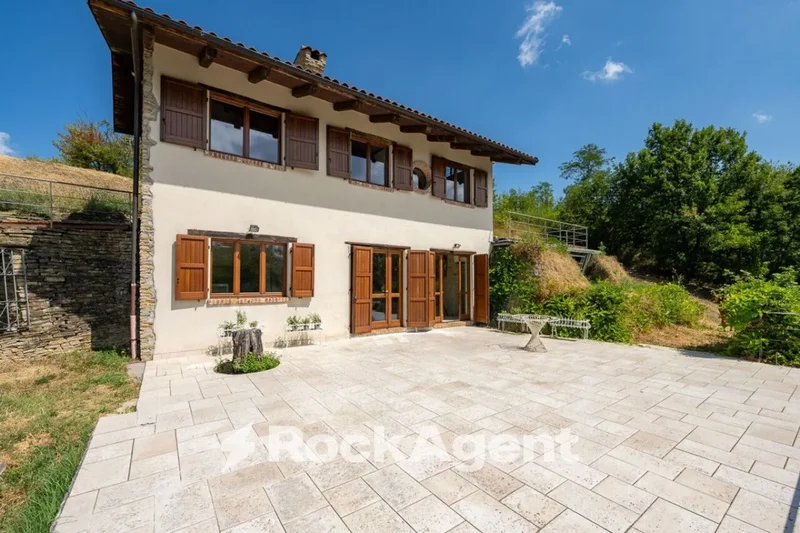 Albese Sinio Borine 51, Piedmont, Italy. - Photo 7