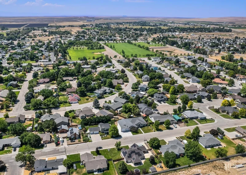 2025 N 6th E, Mountain Home, ID 83647, Mountain Home, Idaho, United States. - Photo 3
