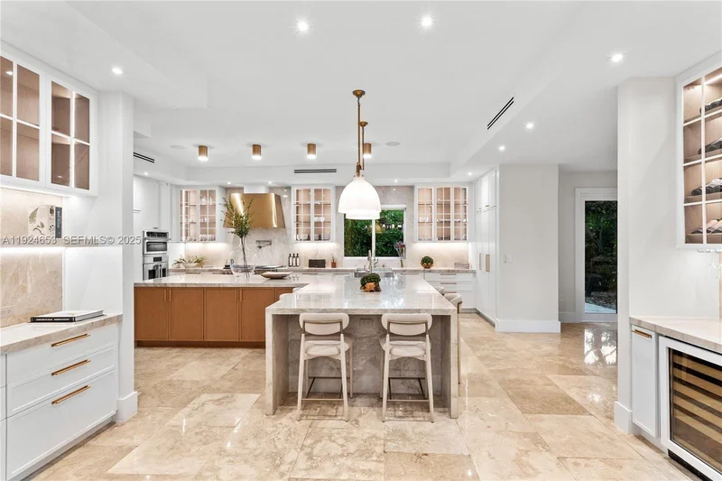 6080 SW 104th St, Coral Gables, Florida, United States. - Photo 28