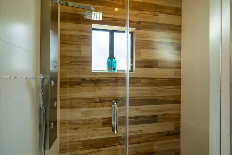 4484 SW 26th Ave, Dania Beach, Florida, United States. - Photo 17