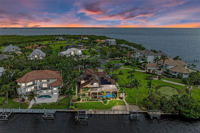 4531 Grassy Point Boulevard, Port Charlotte, FL 33952, Port Charlotte, Florida, United States. - Photo 8