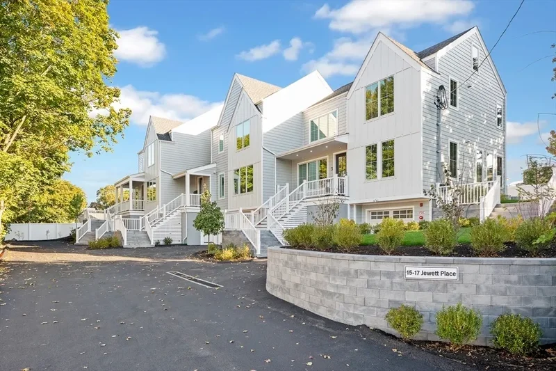 stylish new construction townhome with exclusive backyard
