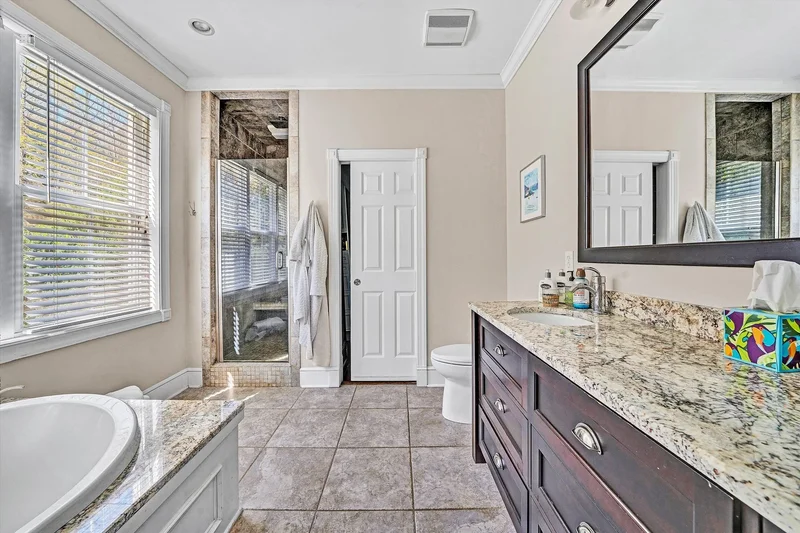 400 Walnut RD, Salem, VA, 24153, USA, Salem, Virginia, United States. - Photo 98