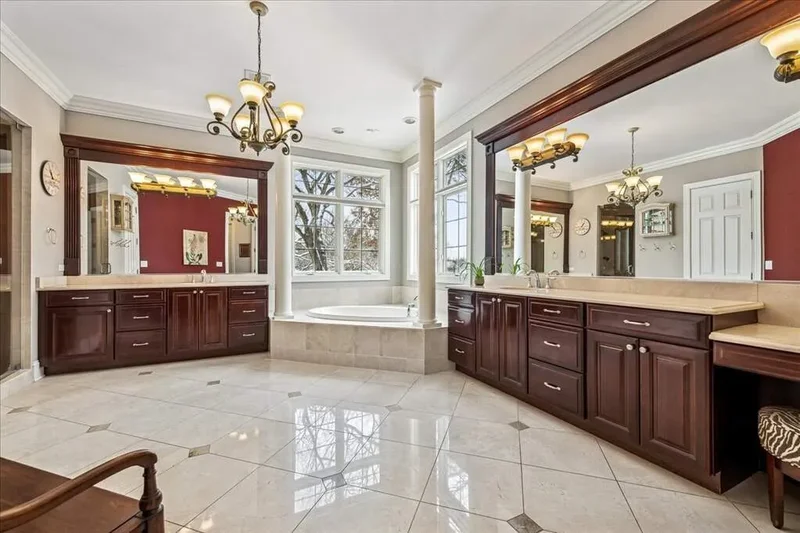 1 Rock Ridge Road, Barrington Hills, IL, 60010, USA, Barrington Hills, Illinois, United States. - Photo 34