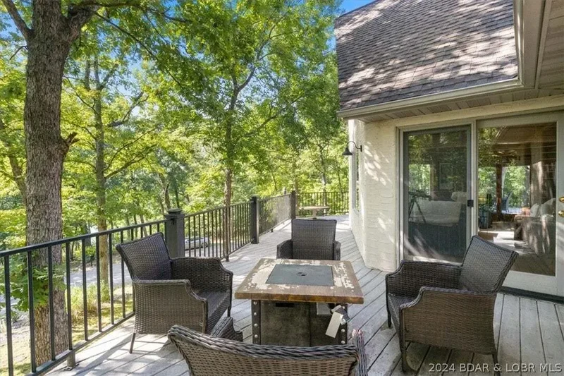 384 Grand View Drive, Sunrise Beach, MO 65079, Sunrise Beach, Missouri, United States. - Photo 35
