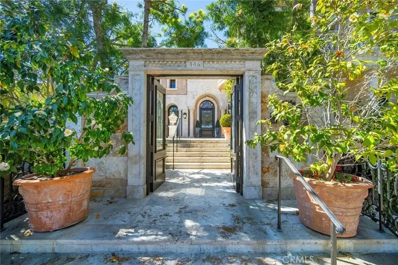 145 EMERALD BAY, Laguna Beach, California, United States. - Photo 6