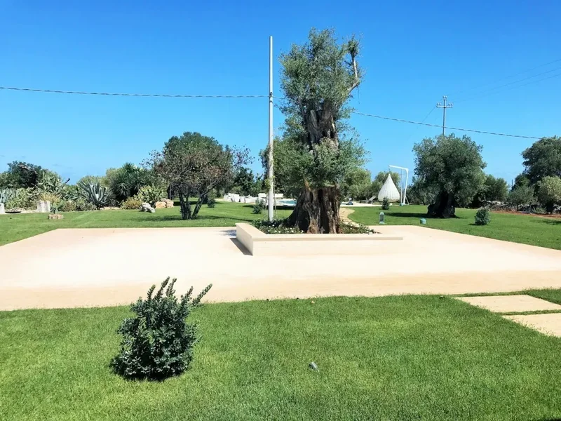 Farmhouse for sale in Fasano near the Golf